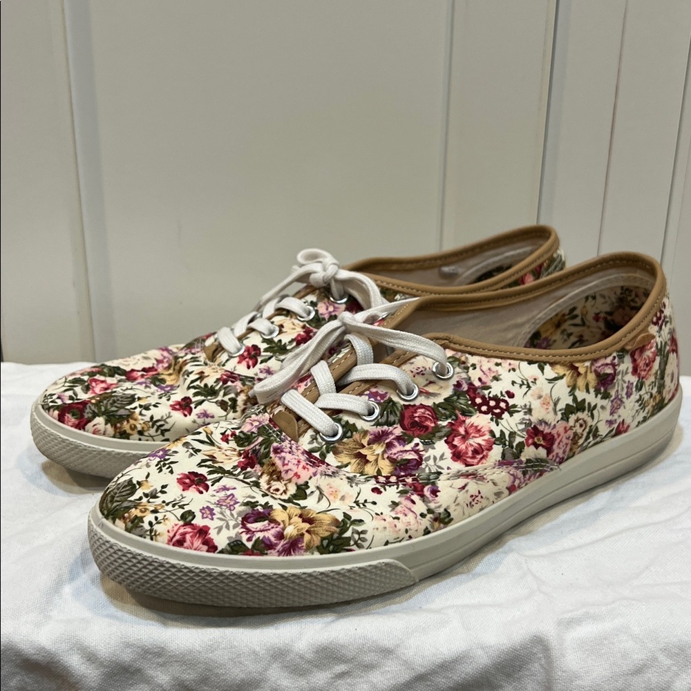 Hotter Mabel US 9.5 Floral Sneakers cottage Keds
